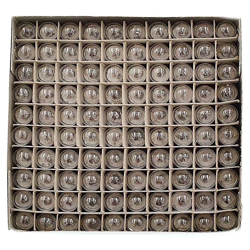 Ampoule Pour Feu Arrière De Vélo 0,6 W 6 V - Par 100 3 Ampoule Pour Feu Arrière De Vélo 0,6 W 6 V - Par 100