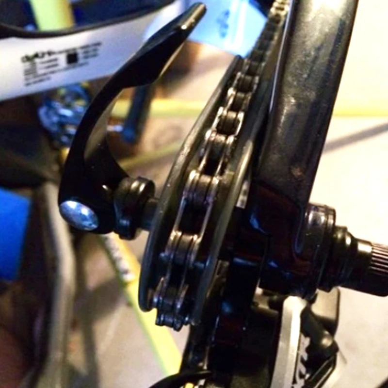 PEDROS Dépose Chaîne Pour La Protection Du Cadre Vélo 4 PEDROS Dépose Chaîne Pour La Protection Du Cadre Vélo – Image 2