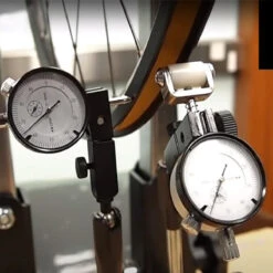 Super B Dévoileur De Roue Professionnel Super-B TB-PF36 11 Super B Dévoileur De Roue Professionnel Super-B TB-PF36 -Messingschlager Soldes devoileur de roue professionnel super b tb pf36 3