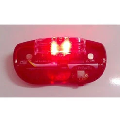 Eclairage Arrière Et Catadioptre Sur Porte-bagage De Vélo -Messingschlager Soldes eclairage arriere et catadioptre sur porte bagage de velo 3