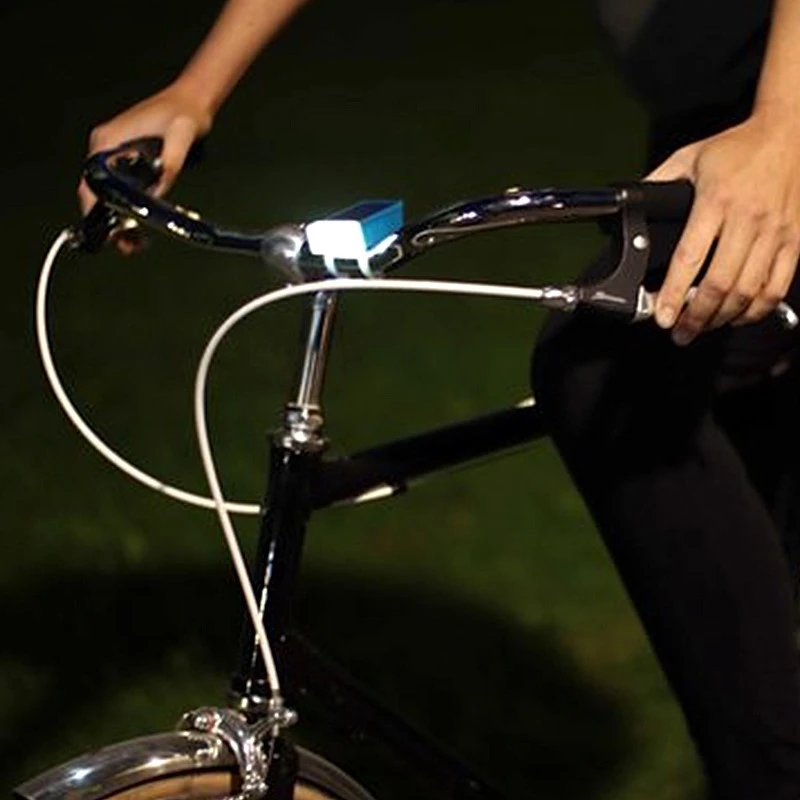 Eclairage Avant Et Arrière Solaire Pour Vélo LITTA 2 5 Eclairage Avant Et Arrière Solaire Pour Vélo LITTA 2 – Image 3