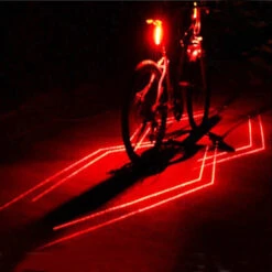 Éclairage Avec Lampes LED Ou Laser Pour Vélo Et Fixie -Messingschlager Soldes eclairage avec lampes led ou laser pour velo et fixie 2