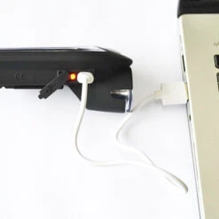 Feu De Vélo Avant 3 Watts Solaire Et USB -Messingschlager Soldes feu de velo avant 3 watts solaire et usb 2