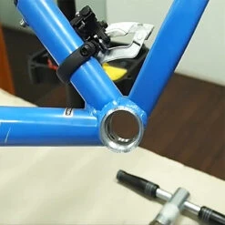 Fraise Et Tarauds Pour Boitier De Pédalier Vélo Super B -Messingschlager Soldes fraise et tarauds pour boitier de pedalier velo super b 2