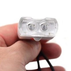 Kit D'éclairage Vélo Rechargeable Sur Port USB 12 Kit D'éclairage Vélo Rechargeable Sur Port USB -Messingschlager Soldes kit d eclairage velo rechargeable sur port usb 4