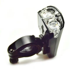 Kit éclairage Vélo Avant/arrière Rechargeable Sur Port USB -Messingschlager Soldes kit eclairage velo avant arriere rechargeable sur port usb 3