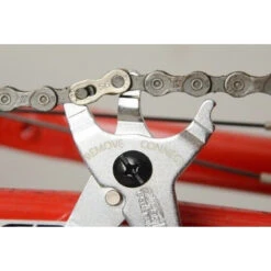 Super B Pince à Maillon Chaine Vélo 2 En 1 Montage Et Démontage 10 Super B Pince à Maillon Chaine Vélo 2 En 1 Montage Et Démontage -Messingschlager Soldes pince a maillon chaine velo 2 en 1 montage et demontage 2